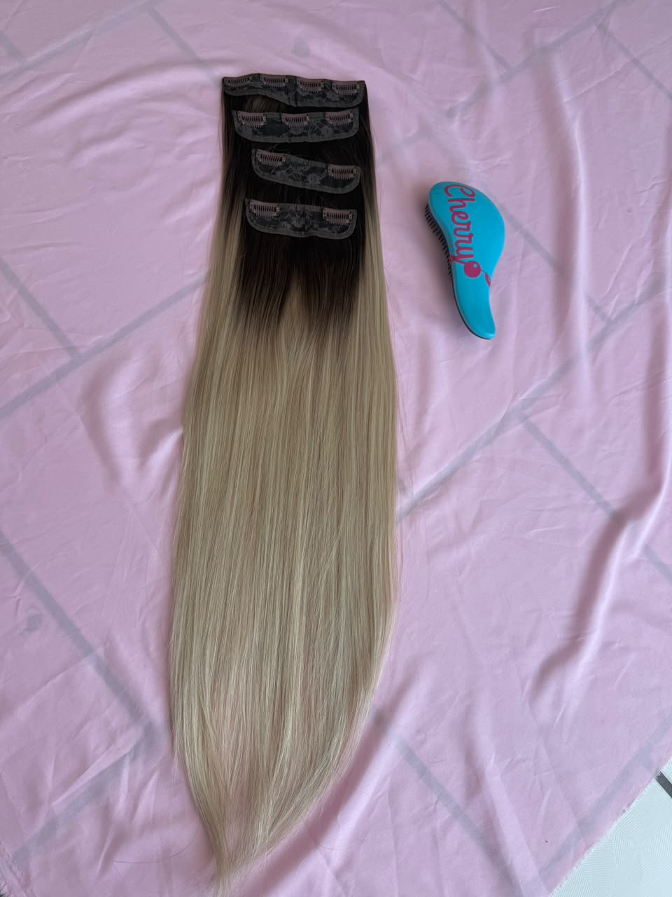 Extensión lacia con clips